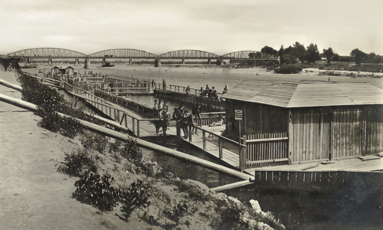 Gradsko kupalište na Savi oko 1930. godine A